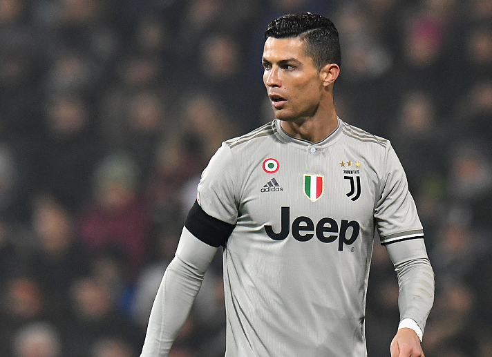 于整个国际 于整个国际