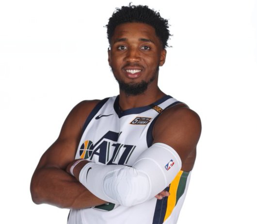 他不仅在外 他不仅在外