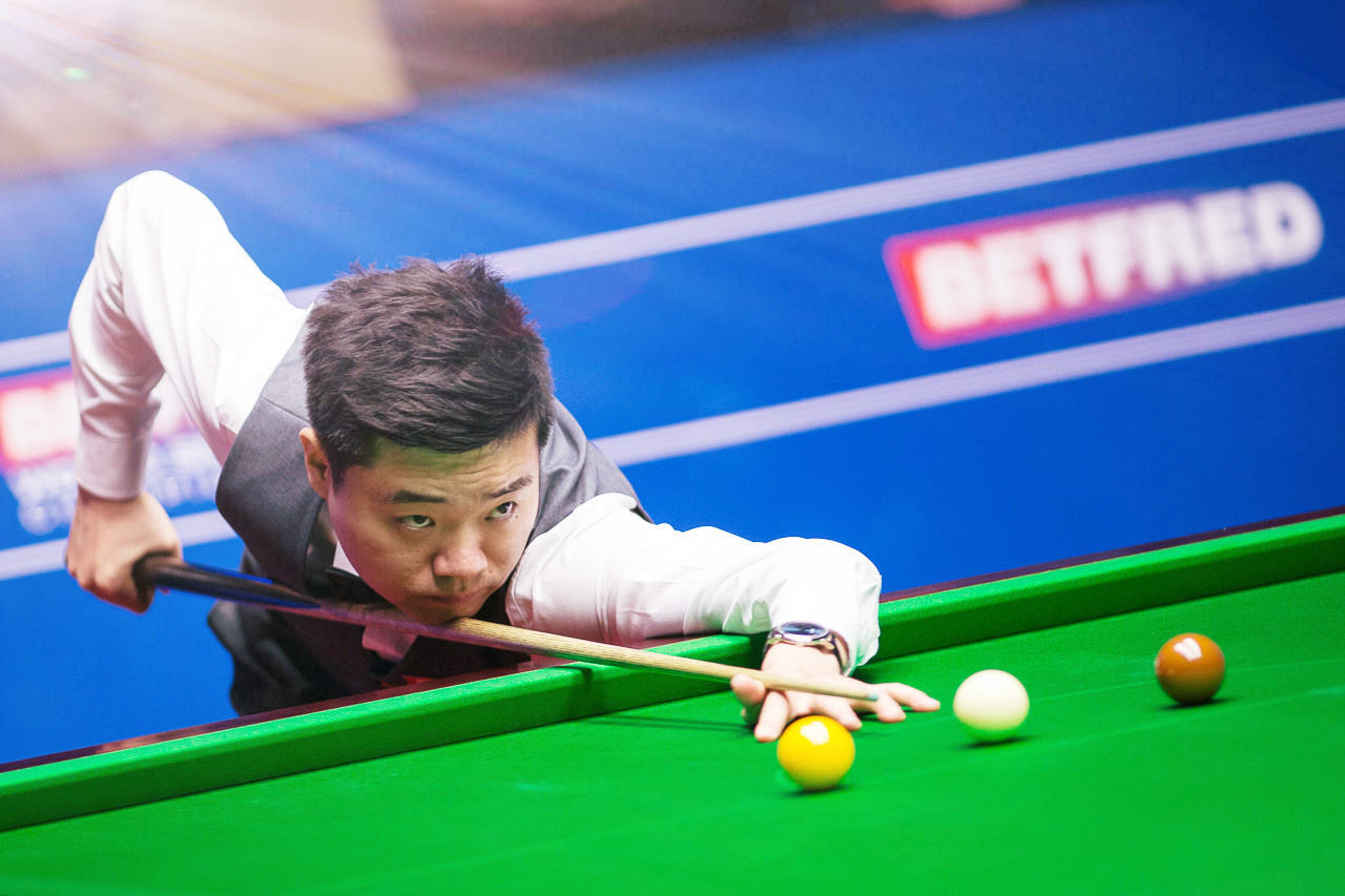 将在即将举 将在即将举