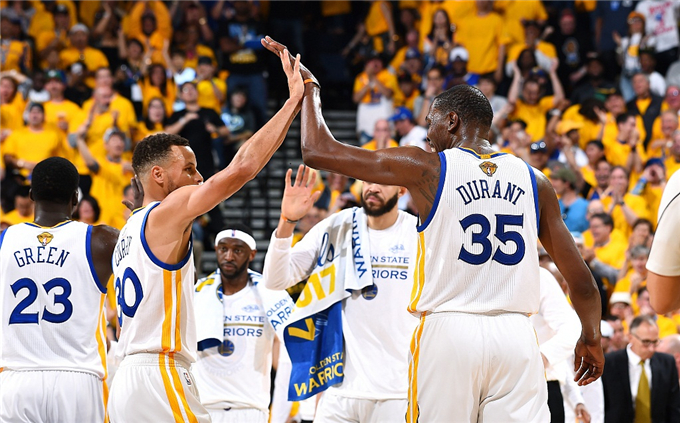 强攻犀利 强攻犀利